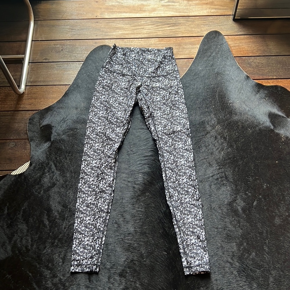 Lululemon shine tight 4